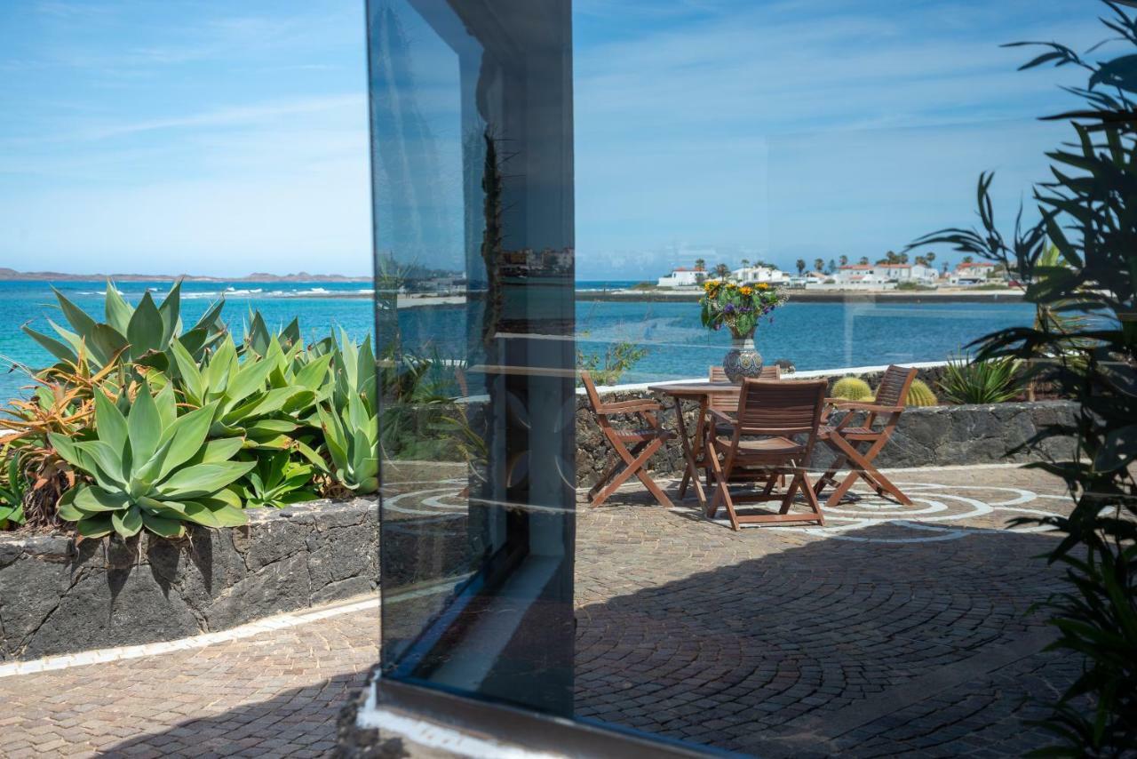 La Golondrina - Beach Froont Corralejo Exterior photo